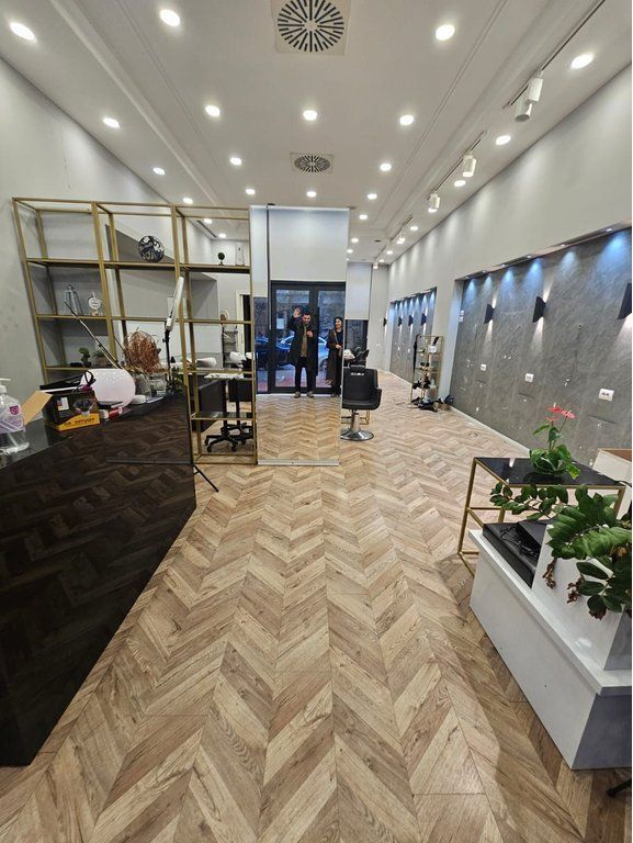 COMMERCIAL SPACE FOR RENT NEAR ART TRIBUNA