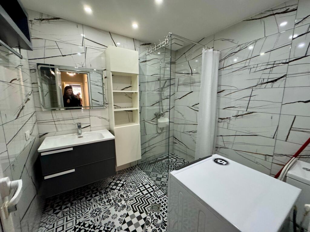 📣 AFFITTO Appartamento 1+1 📍 Tra il Bulevard Te Ri e il 5-Majit 🛣️ Via "Besa" ✨