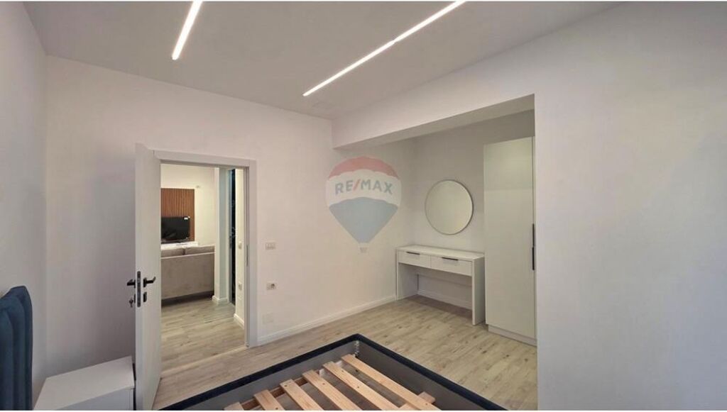 Apartament 1+1 ne shitje , rruga Dush Strati