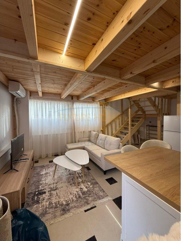 Affitto, Duplex 1+1, Via Dibrës, Tirana 650 €