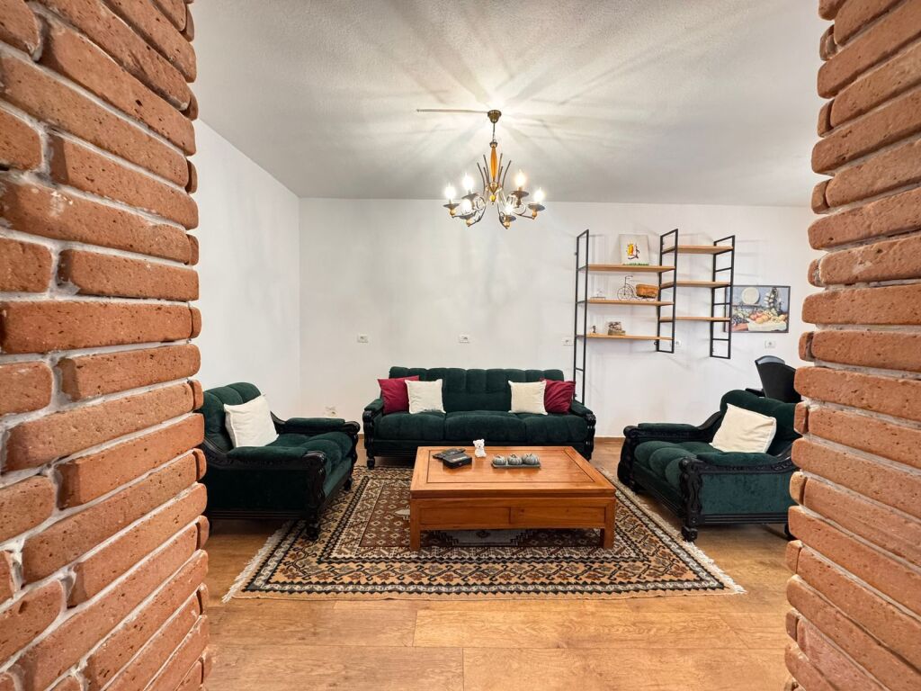 🔥 Jepet me Qira Apartament 1+1 🔥Pazari i Ri,Tirane