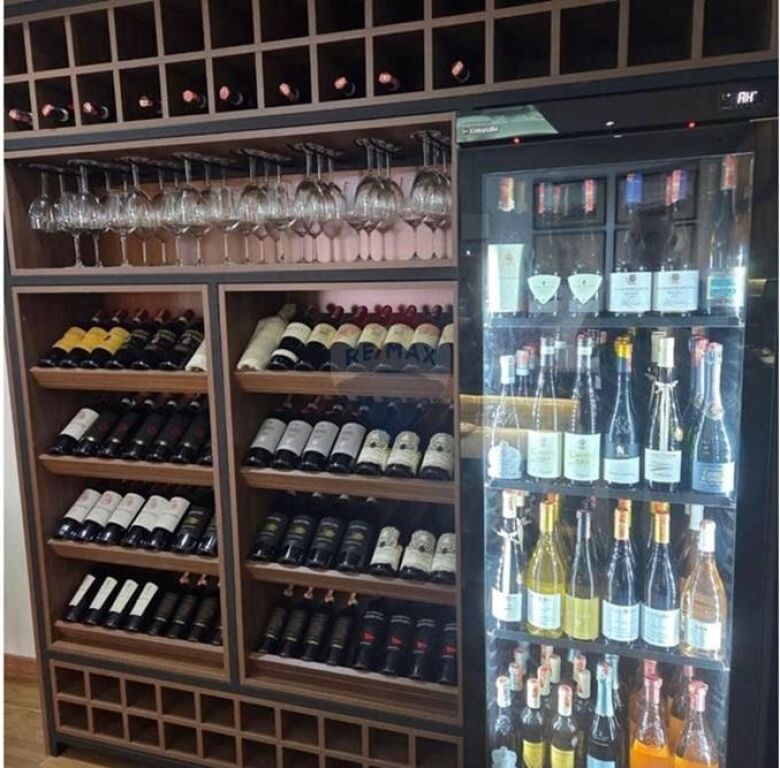 Restaurant - For Rent - Vasil Shanto, Tirana(ID: 530221059-475)