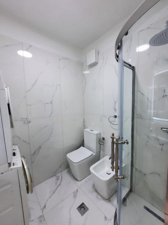 Jepet me qera 1+1 don bosko mobiluar 45000 lek