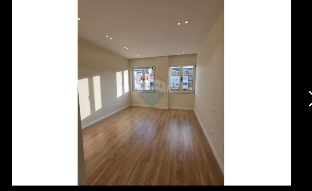 Apartament per shitje 1+1 tek Qendra Kristal