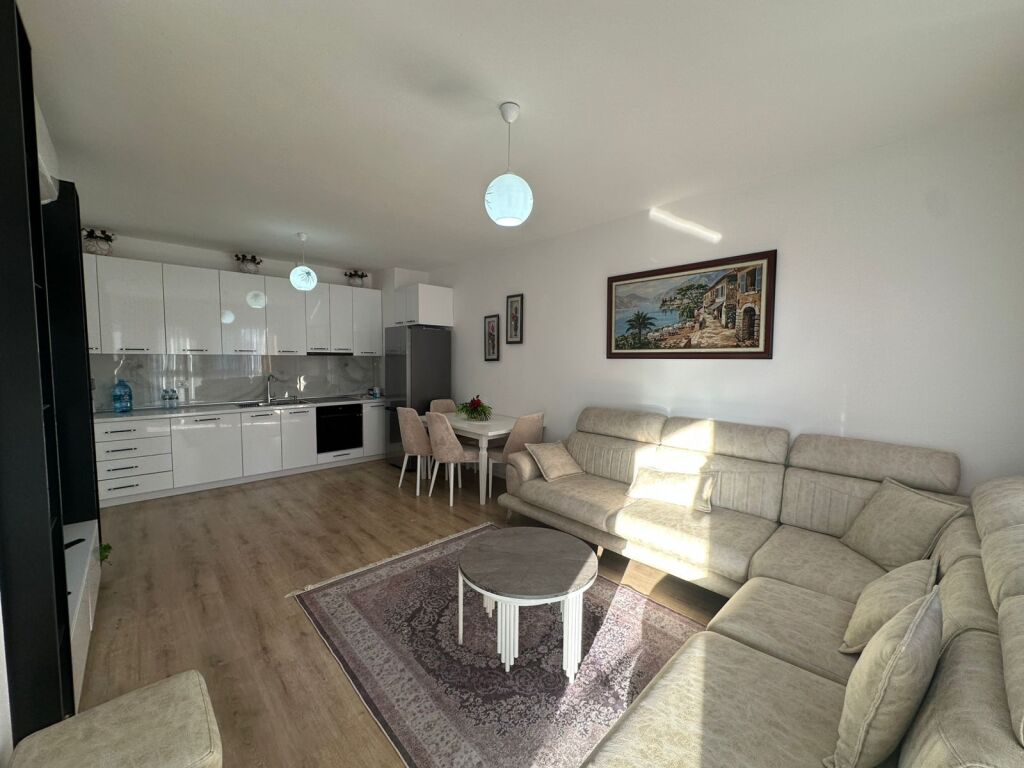 Apartament 2+1 per qira ne Don Bosko.