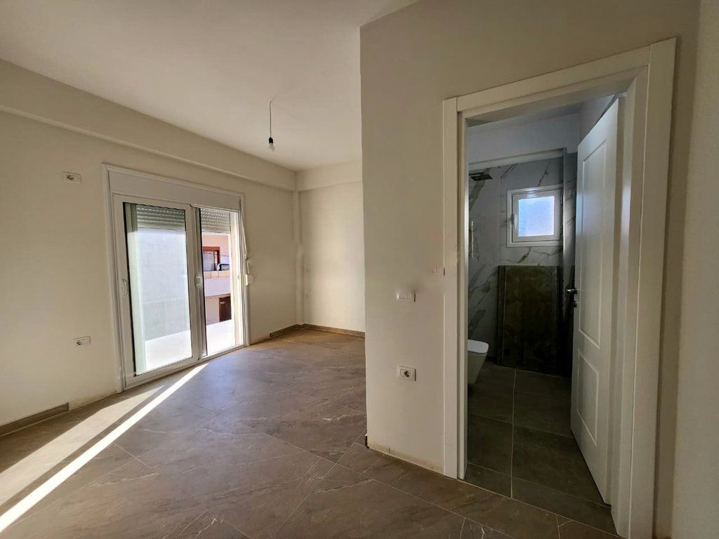 Proprietà Privata per Investimento vicino a Lungomare 1