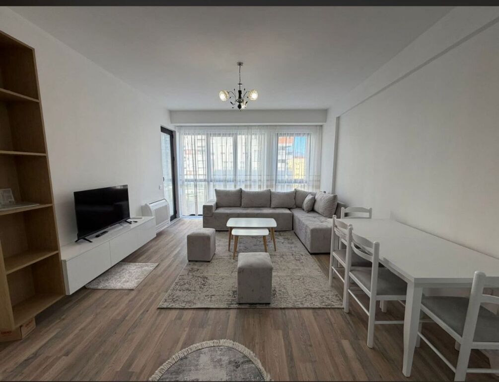🏢 Appartamento 1+1 in affitto 📍 Posizione: Astir, vicino a Villa L2💰 Prezzo: 50.000 lek/mese