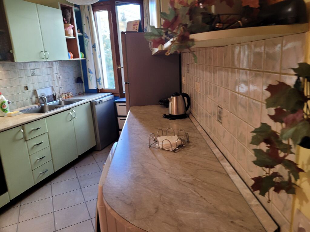 Jepet me qera apartament 2+1 – pranë Stadiumi Dinamo, Tiranë