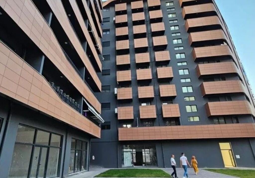 🏢 Shitet Post Parkimi – Oasi Residence, Astir