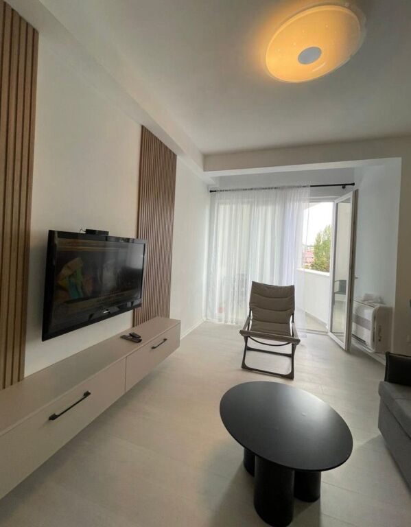 📌 Me Qira – Apartament 2+1 te River Residence