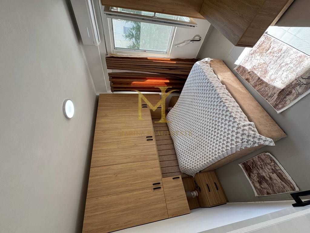 Jepet me qera apartament 1+1 në Golem