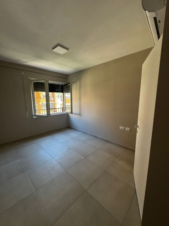 Business Premises for Rent – New Market !