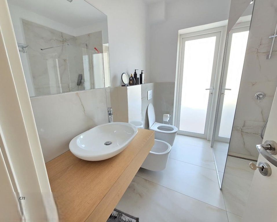 1+1 65m2 kati 5 SHKOLLA E BALETIT