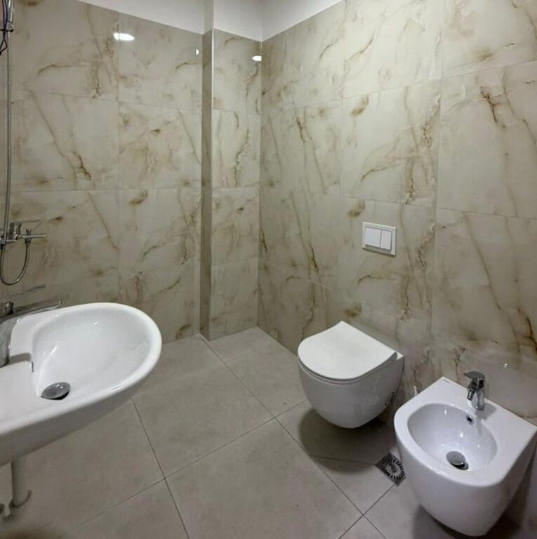 🔥Ambient Biznesi (Zyre) Per Qira Tek Garden Building!!