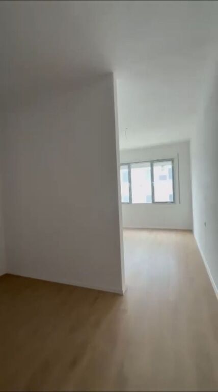 Shitet apartament 2+1+ballkon