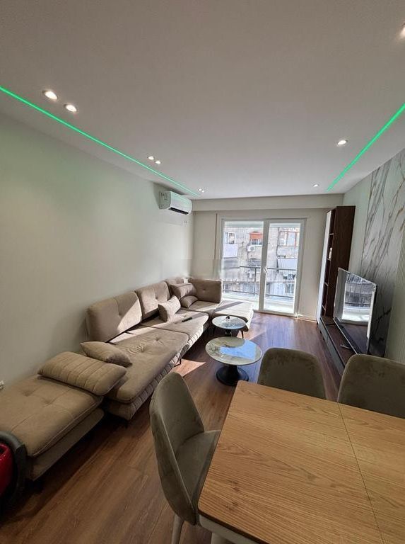 1+1+ parcheggio 71M2 piano 1 a Brryli