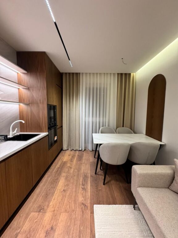 Jepet me qira apartament 2+1