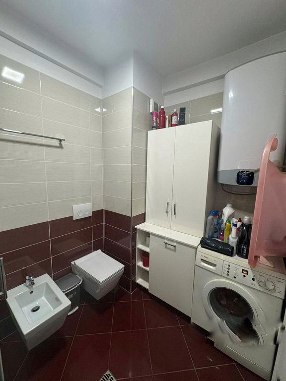 COMUNE DI PARIGI, VENDESI APPARTAMENTO 1+1 215.000 €