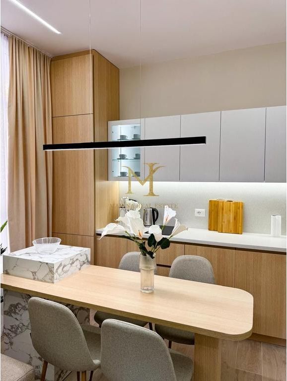 Dy Apartamente luksoze 1+1 per shitje në Plazh Hekurudha, Durrës