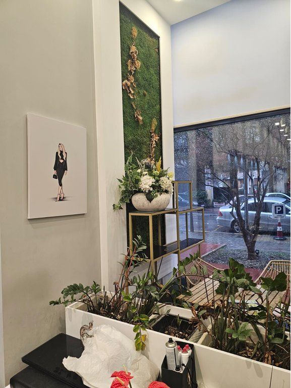 COMMERCIAL SPACE FOR RENT NEAR ART TRIBUNA