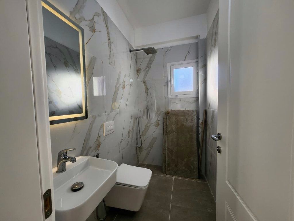 Proprietà Privata per Investimento vicino a Lungomare 1