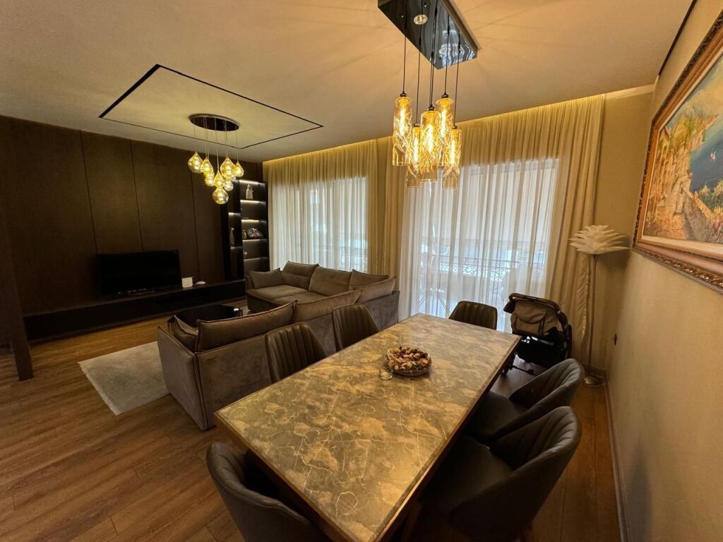 SHESIM APARTAMENT LUKSOZ 2+1+2 TE KOMPLEKSI DELIJORGJI!