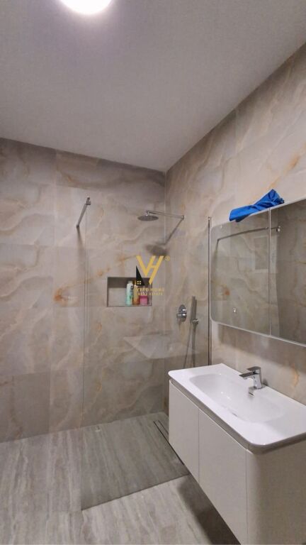 MONOLOCALE DI 35 M2 IN AFFITTO IN CENTRO 50.000 LEKE