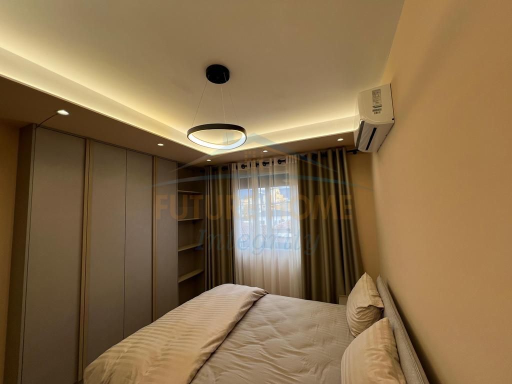 Shitet, Apartament 2+1+2+Post Parkimi, Rruga e Durrësit, Tiranë.