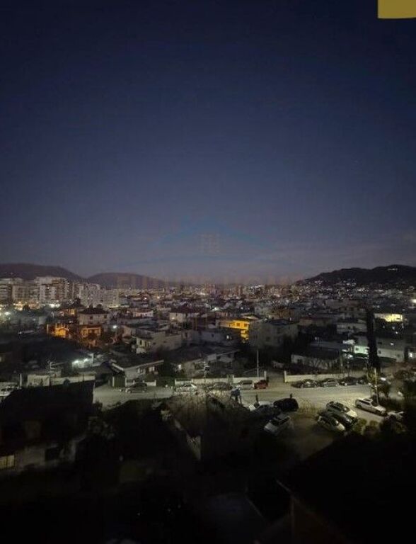 Shitet Apartament 2+1, Misto Mame