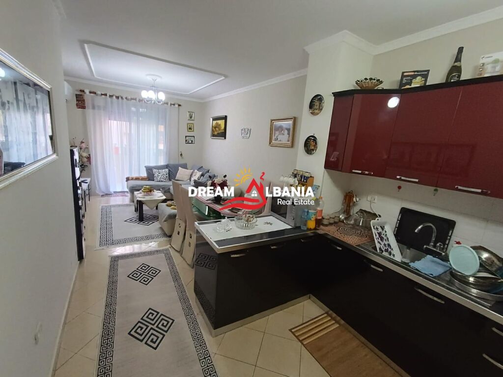 Apartament 2+1+ Verandë për shitje në Yzberisht, Tiranë (ID 41212173)