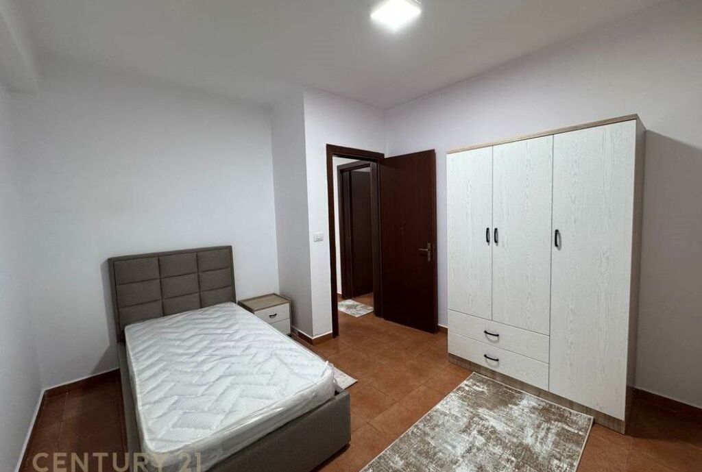 Apartament me qira 2+1 tek Xhamia e Tabakeve