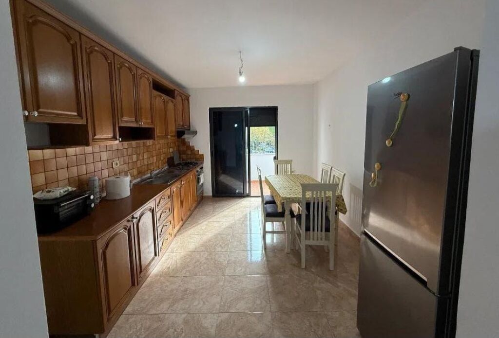 Appartamento 2+1 in affitto a Myslym Shyr