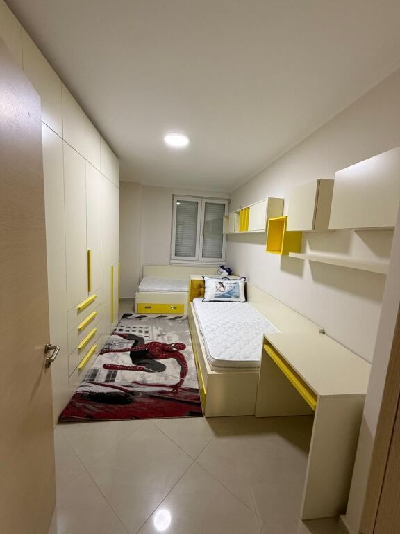 📣 Qera Apartament 2+1  📍 Kompleksi Magnet – 21 Dhjetori 💰 Çmimi: 75,000 lekë / muaj (i diskutueshëm)
