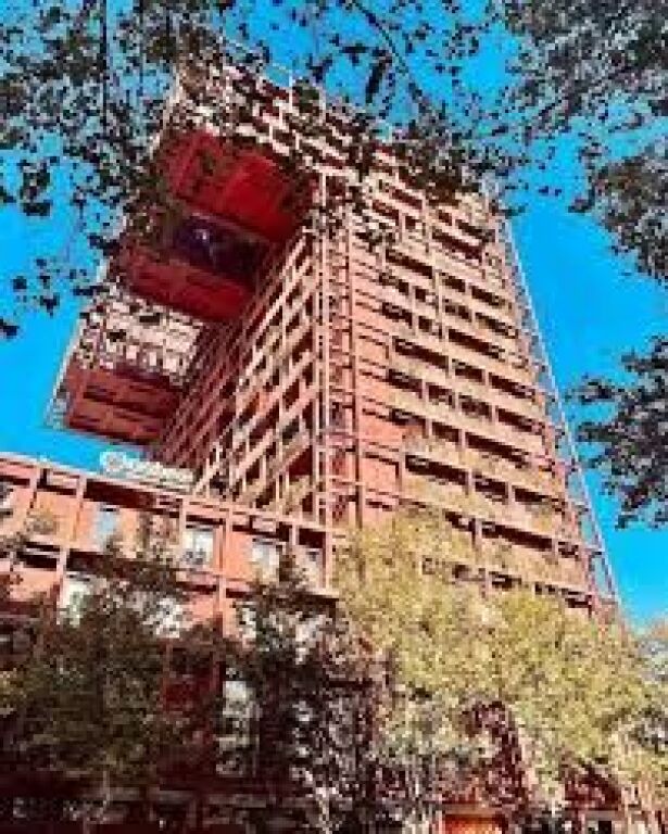  Ambient Biznesi (Zyrë) 2+1+2 për Qira – Garden Building Rruga e Kavajes