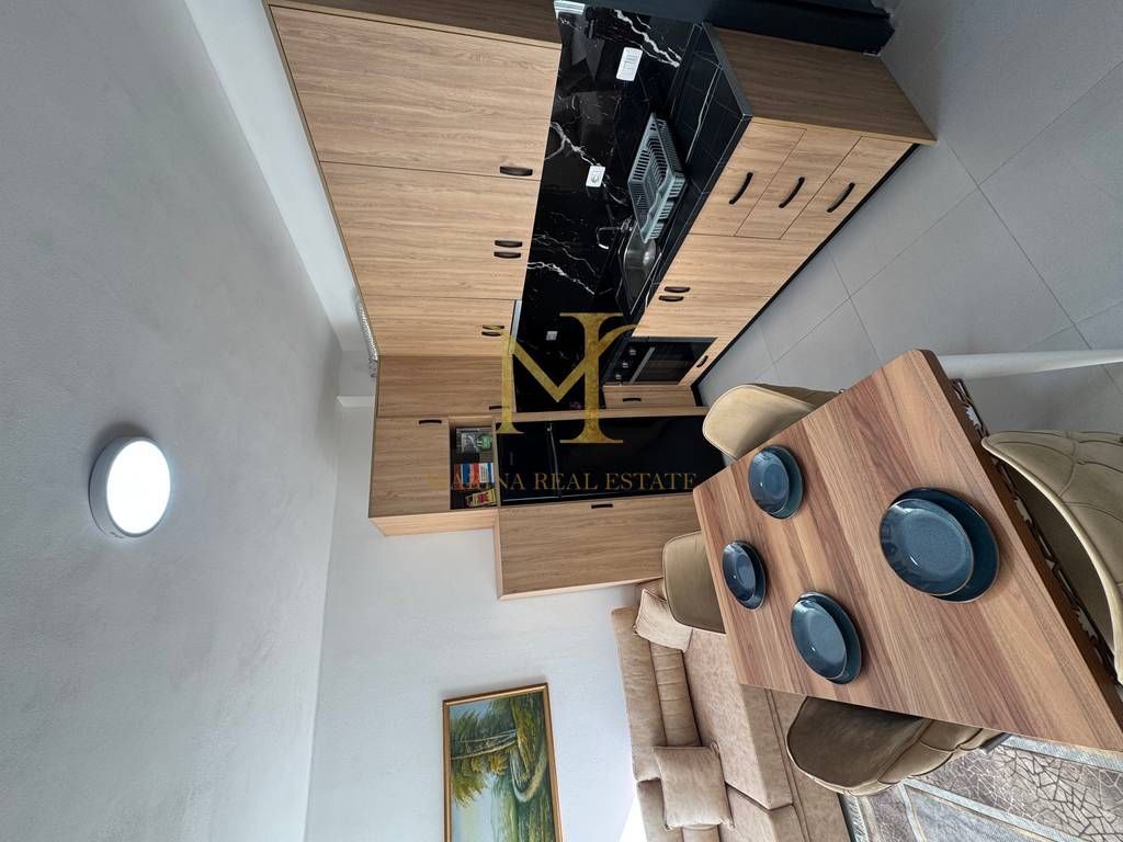 Jepet me qera apartament 1+1 në Golem