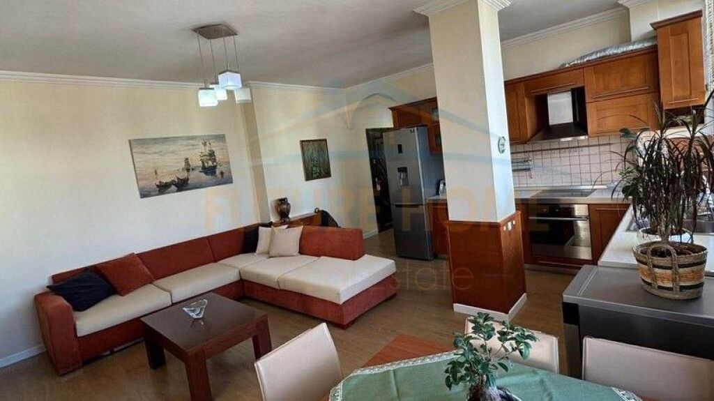 Affitto, Appartamento 2+1, Mozaic, 21 Dicembre