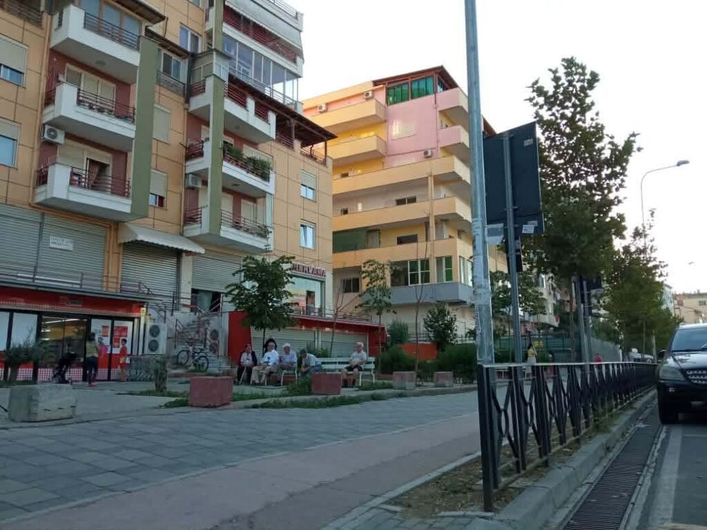 NEGOZIO IN VENDITA 97 M2 – KODRA E DIELLIT, TIRANE
