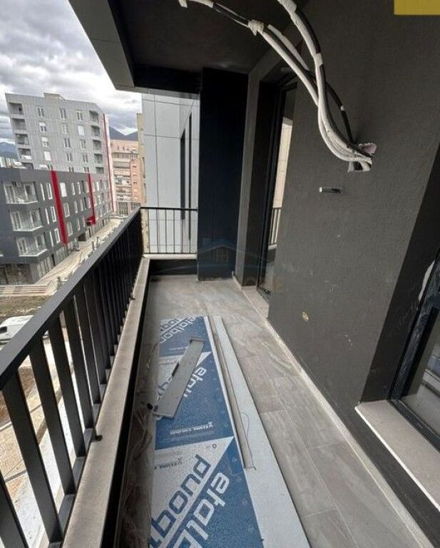 Shitet, Apartament 1+1, Jordan Misja, Tiranë.