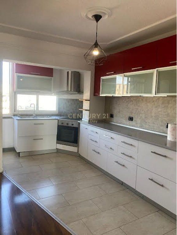 SUPER DEAL, DUPLEX 2+1+2 FOR RENT NEAR ZOGU I ZI!!!