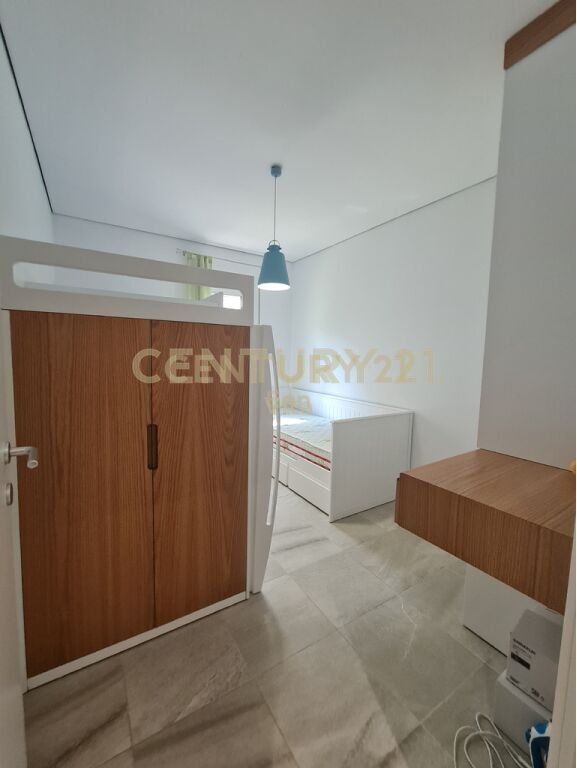 VENDESI APPARTAMENTO 2+1 CON CORTILE NEL RESIDENCE SAN PIETRO! 390.000 €