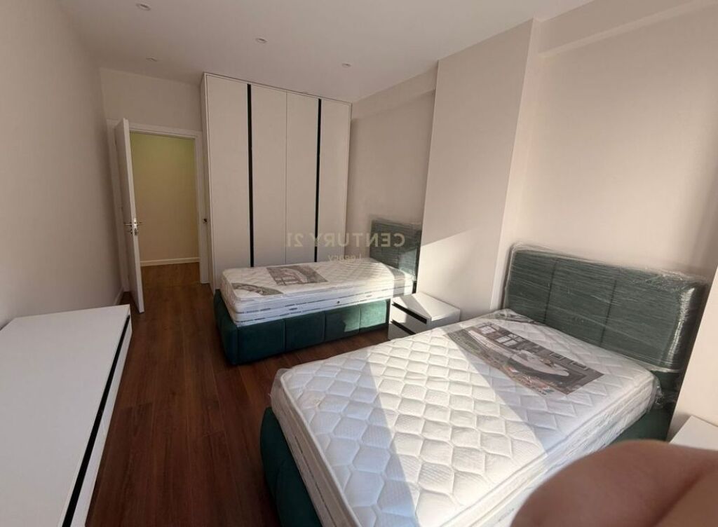 JEPET APARTAMENT 2+1+2+POST PARKIM XHAMLLIK