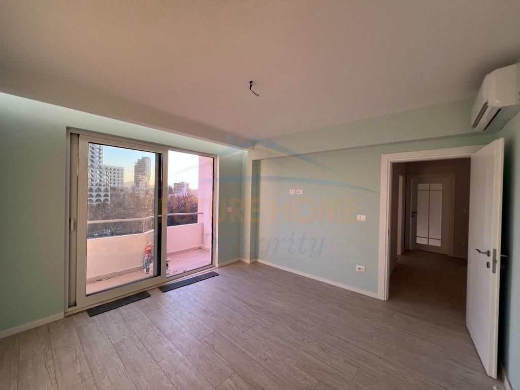 In affitto, Appartamento 3+1 per Uffici, Centro, Tirana.