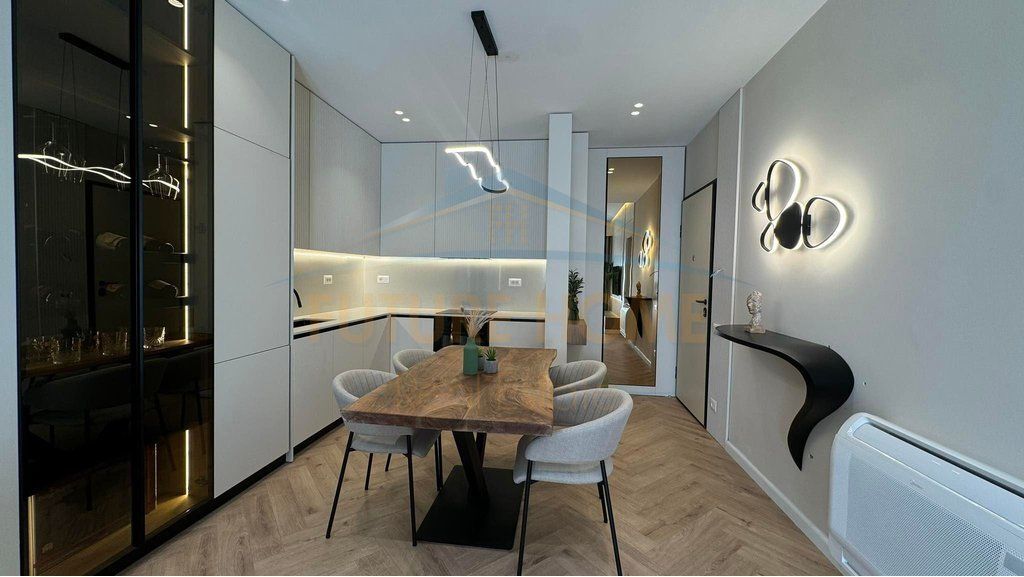 Rent, Apartment 2+1+2, Tirana Garden Building