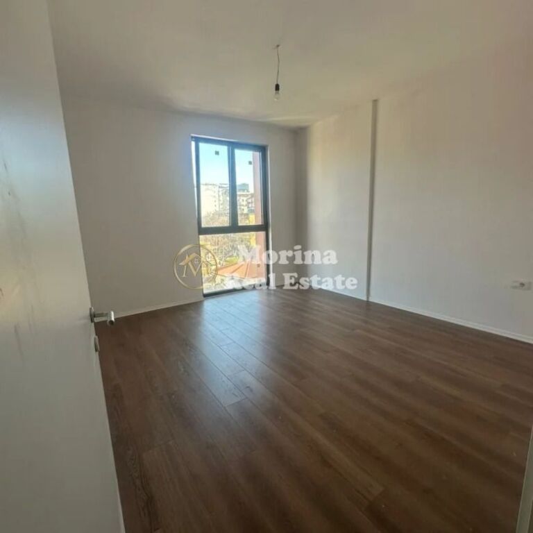 Qera | Apartament 1 + 1 | Rruga e Kavajës | 1000 €/muaj