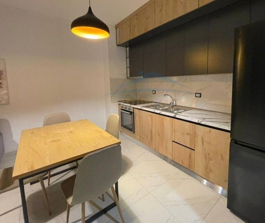 Affitto, Appartamento 1+1, Via Jordan Misja, Tirana