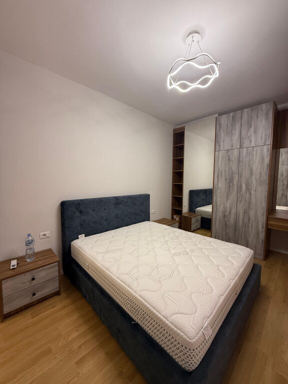 Jepet me qera apartament 2+1 tek nisharaku