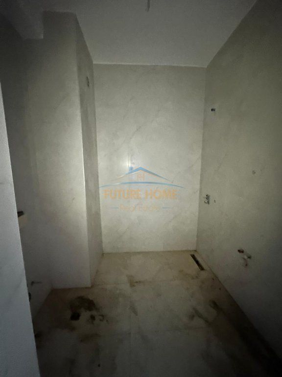 Shitet, Apartament 1+1, Ali Dem, Rezidenca Kadiu, Tirane.