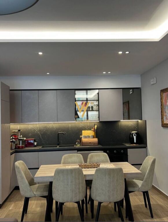 AFFITTASI APPARTAMENTO 2+1+2 PRESSO RESIDENZA SOFIA, LUNDER 1.550 EURO