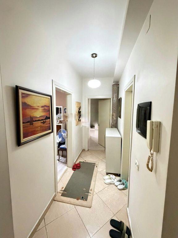 Appartamento in vendita a Bllok 2+1+2, vista e luce massima 320.000 €