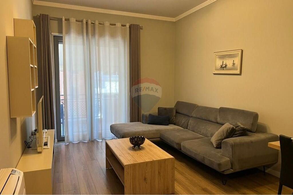 Apartament 1+1 per qira tek Kompleksi Delijorgji